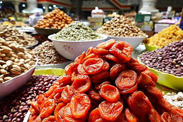 Dried apricots for sale, Central Market, Dushanbe, Tajikistan, Central Asia, Asia