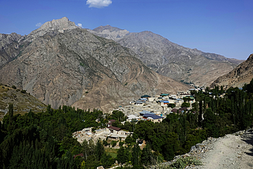 Village in the remote and spectacular Fann Mountains, part of the western Pamir-Alay, Tajikistan, Central Asia, Asia