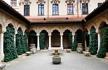 The tiny 18th-century Stavropoleos Church is one of the most beautiful religious monuments in the capital of Romania. Tucked away between taller buildings in Bucharest´s Old Town, the monument was originally part of Stavropoleos Monastery