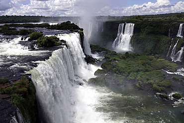 The powerful falls at Foz de Iguacu, UNESCO World Heritage Site, Brazil, South America