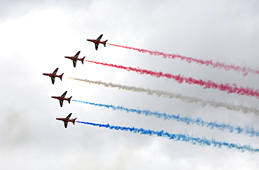 Red arrows aerial display (aerobatics) team, Silverstone, England, United Kingdom, Europe