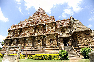 The 11th century Gangaikonda Cholapuram Brihadisvara temple dedicated to Shiva, UNESCO World Heritage Site, Ariyalur district, Tamil Nadu, India, Asia