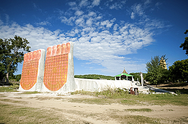 Feet of the Reclining Buddha, built in 1991, 101 metres long, Monywa Township, Sagaing Division, Myanmar (Burma), Asia