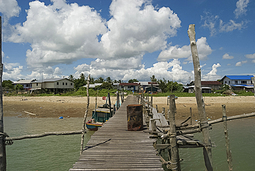 Jetty to Balawai Village on the banks of the Rejang River, Sarakei district, Sibu, Sarawak, Malaysian Borneo, Malaysia, Southeast Asia, Asia