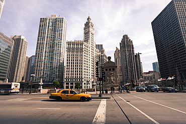 Wrigley Building by the Chicago River, Chicago, Illinois, United States of America, North America