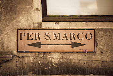 Street sign, Venice, UNESCO World Heritage Site, Veneto, Italy, Europe