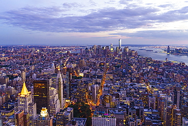 Skyline looking south towards Lower Manhattan at sunset, One World Trade Center in view, Manhattan, New York City, New York, United States of America, North America