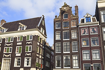 Gabled houses dating from the 17th century, Amsterdam, Netherlands, Europe