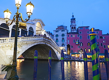 Rialto Bridge on the Grand Canal, Venice, UNESCO World Heritage Site, Veneto, Italy, Europe