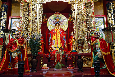 Avalokitesvara (Quan Am), the Bodhisattva of Compassion(Goddess of Mercy), Quan Am Buddhist Temple, Hanoi, Vietnam, Indochina, Southeast Asia, Asia