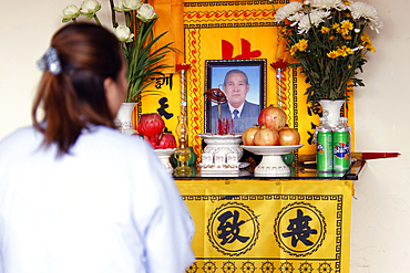 Prayers for the deceased, Funeral ceremony in a Buddhist family, Tan Chau, Vietnam, Indochina, Southeast Asia, Asia