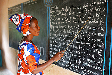 Adult literacy class in Mitro, Benin. Fon language