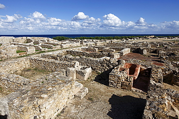 Phoenician ruins with Mediterranean Sea beyond, Kerkouane Archaeological Site, UNESCO World Heritage Site, Tunisia, North Africa, Africa