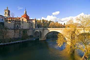 Old bridge leading to the town of Amarante, Portugal, Europe