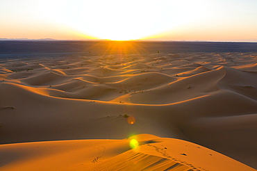 Sunset over sand dunes of Merzouga, Morocco, North Africa, Africa