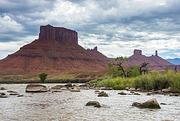 The Colorado River with Castle Valley in the background, near Moab, Utah, United States of America, North America