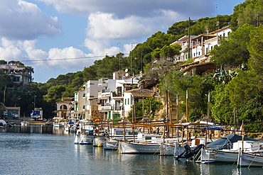 The beautiful little bay of Cala Figuera with little fishing boats, Mallorca, Balearic Islands, Spain, Mediterranean, Europe 