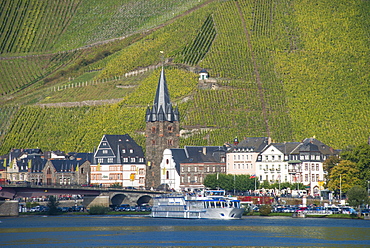 Bernkastel-Kues, Moselle Valley, Rhineland-Palatinate, Germany, Europe