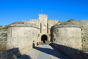 Gate d'Amboise, the Medieval Old Town, UNESCO World Heritage Site, City of Rhodes, Rhodes, Dodecanese Islands, Greek Islands, Greece, Europe