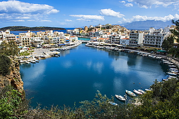 View over Lake Voulismeni, Agios Nikolaos, Crete, Greek Islands, Greece, Europe 