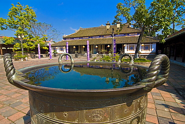 Emperor's reading room, Forbidden Purple City, UNESCO World Heritage Site, Hue, Vietnam, Indochina, Southeast Asia, Asia