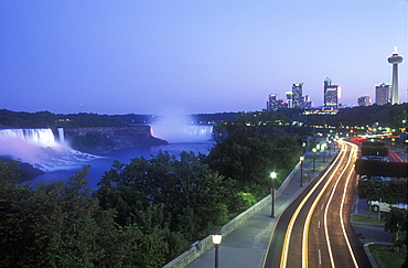 View of the American and Canadian Falls at dusk, car traffic time exposure, Niagara Falls, Ontario, Canada, North America