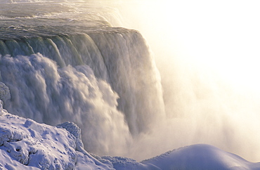 American Falls in the winter, Niagara Falls, New York State, United States of America, North America