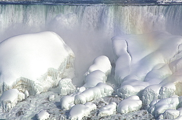 American Falls in the winter, Niagara Falls, New York State, United States of America, North America