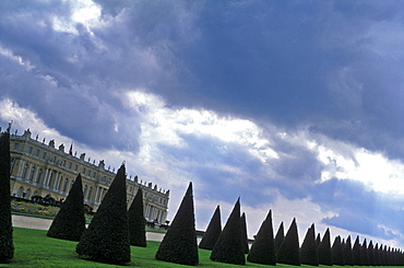 The palace and gardens, Versailles, UNESCO World Heritage Site, France, Europe