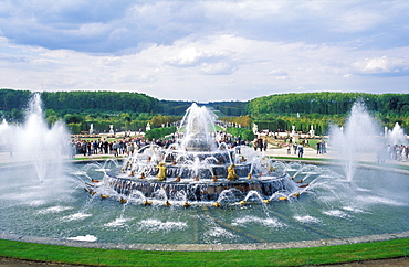 The Fountain of Latona and the Gardens of Versailles, UNESCO World Heritage Site, Versailles, France, Europe