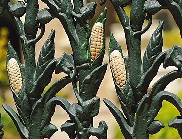 Wrought iron fence decorated with cornstalk design, French Quarter, New Orleans, Louisiana, United States of America, North America