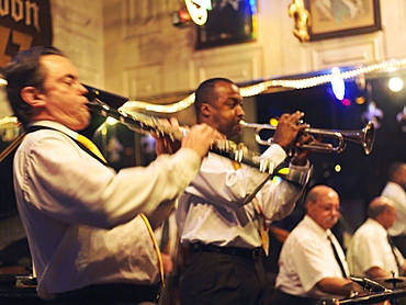 Jazz musicians playing in a jazz club, French Quarter, New Orleans, Louisiana, United States of America, North America