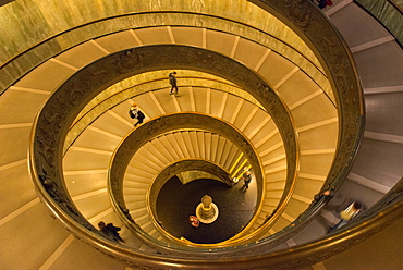 Spiral stairs of the Vatican Museums, designed by Giuseppe Momo in 1932, Rome, Lazio, Italy, Europe