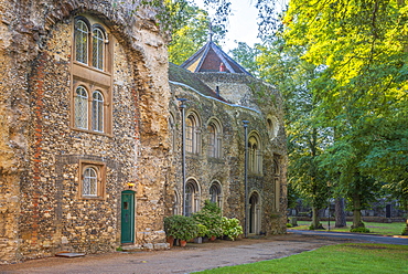 Houses built into the west front of the ruined Abbey Church, Bury St. Edmunds, Suffolk, England, United Kingdom, Europe