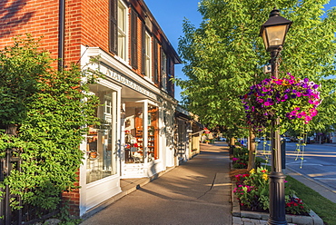 Queen Street, Niagara-on-the-Lake, Ontario, Canada, North America