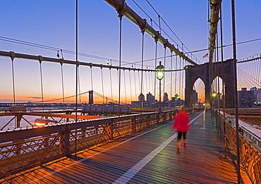 Brooklyn Bridge and Manhattan Bridge beyond, Manhattan, New York, United States of America, North America