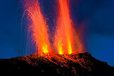 Lava bombs erupt from multiple vents on volcano, active for at least 2000 years, Stromboli, Aeolian Islands, UNESCO World Heritage Site, Sicily, Italy, Mediterranean, Europe