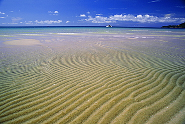 Ripples in the sand on Chaweng Beach, Koh Samui, Thailand, Asia