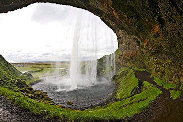 Seljalandsfoss Waterfall, Iceland, Atlantic Ocean