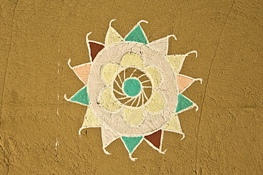 Painted Rajput motif, Jaisalmer, Thar Desert, Rajasthan, India, South Asia