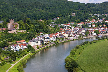 Neckarsteinach, Mittelburg Castle, Vierburgeneck, Neckartal Nature Park, Neckar River, Odenwald, Hesse, Germany, Europe, PublicGround