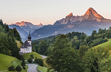 Pilgrim church Maria Gern, sunset view to mountain Watzmann from the valley Hochtal, Berchtesgarden Alps, Berchtesgaden, Berchtesgaden area, Upper Bavaria, Bavaria, Germany, Europe