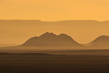 Sunrise over mountains, Tsauchab Valley, Sesriem, Hardap District, Namibia, Africa