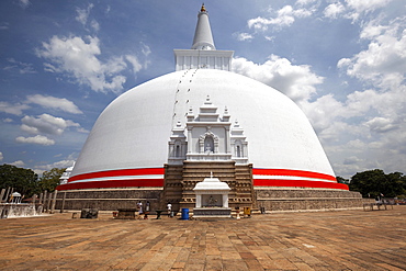 Ruwanwelisaya, Rathnamali Dagaba, Sacred City of Anuradhapura, North Central Province, Sri Lanka, Asia