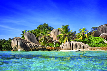 Beach Source d'Argent with granite rocks, La Digue, Indian Ocean, Seychelles, Africa