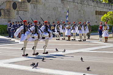 Changing of the guards in front of Parliament, Evzones at the Tomb of the Unknown Soldier on Syntagma Square in Athens, Greece, Europe