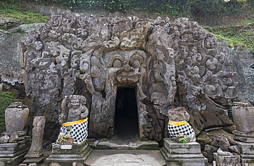 Sanctum, Elephant Cave Goa Gajah, stone carvings of Hindu gods, Ubud, Bali, Indonesia, Asia