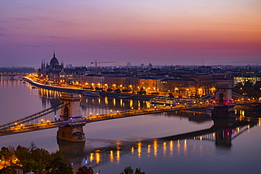 City view, Danube river with chain bridge and parliament at dusk, Budapest, Hungary, Europe