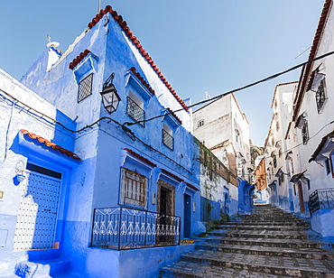 Stairs through narrow alley, blue houses, medina of Chefchaouen, Chaouen, Tanger-Tétouan, Morocco, Africa