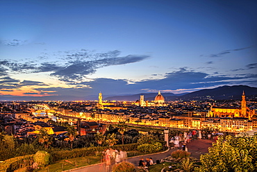 Lookout platform at Piazzale Michelangelo, illuminated city panorama at dusk with Florence Cathedral, Cathedral of Santa Maria del Fiore, Palazzo Vecchio, Ponte Vecchio, UNESCO World Heritage Site, Florence, Tuscany, Italy, Europe